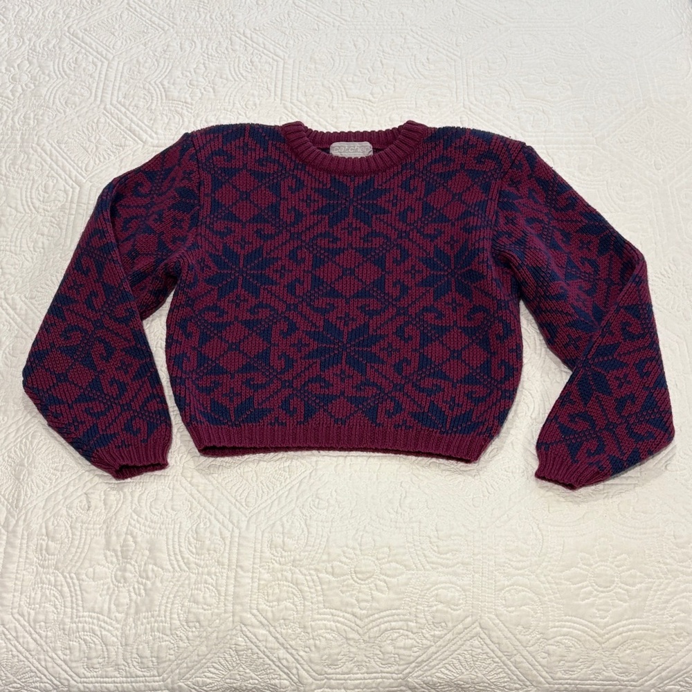 Catcher Women's Burgundy and Navy Snowflake Sweater
